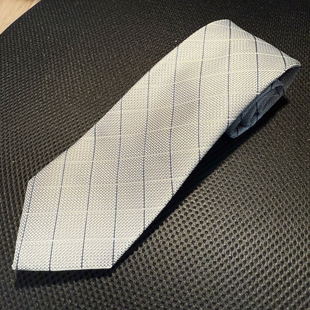 Club Room Gray and Black Checkered Tie